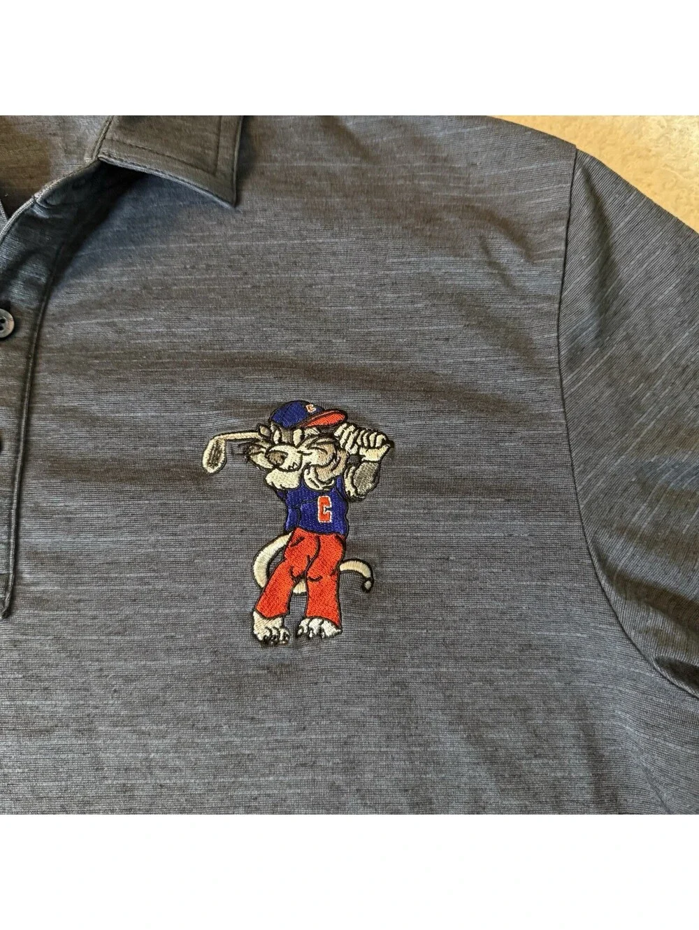 TravisMathew Golf Polo Men’s M Blue Embroidered Cat Golfer Stretch Performance